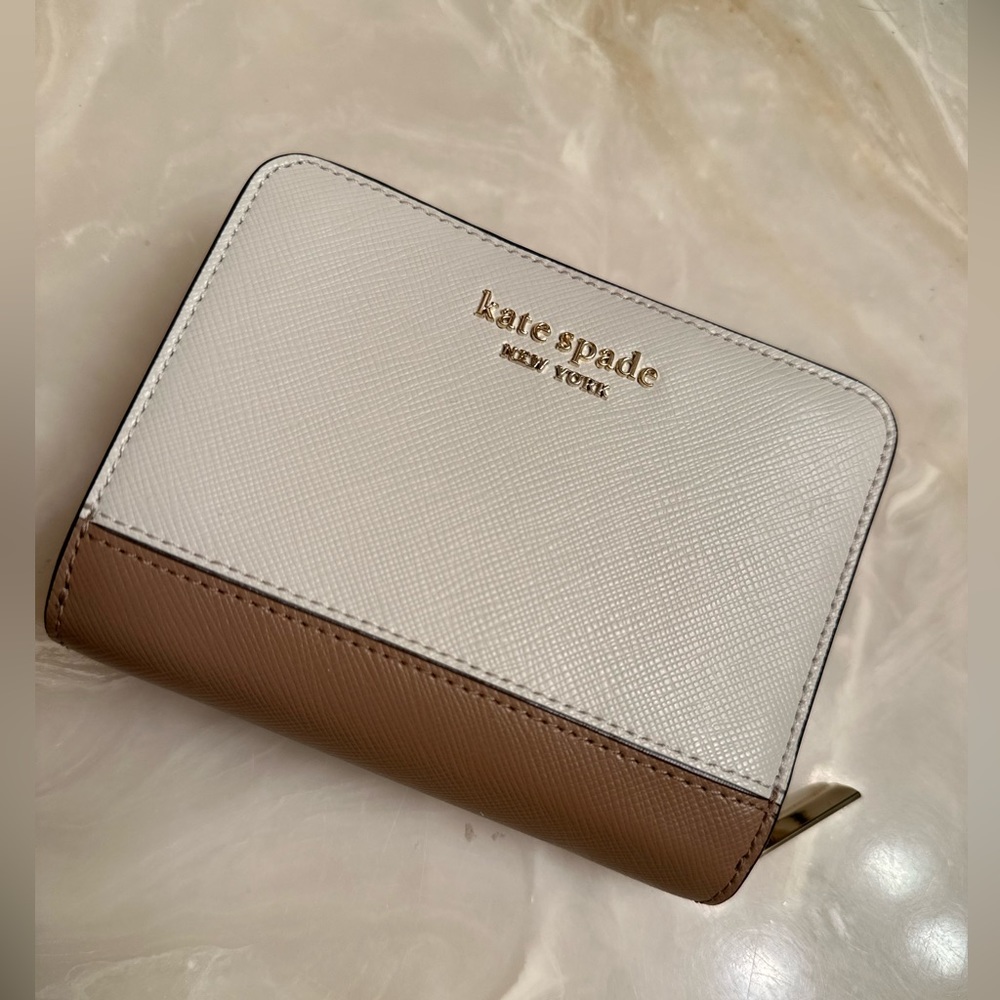NWOT Kate Spade ♠️ Bifold Wallet Saffiano Leather